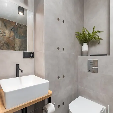 Zelazna 58-62 By Homeprime Varsóvia